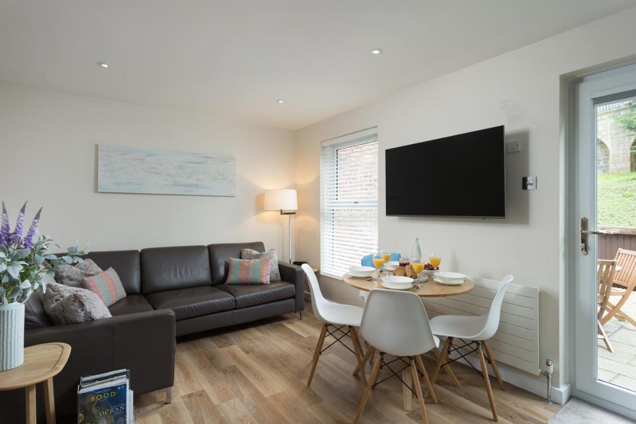 Вилла 12 Pear Tree House Йорк Экстерьер фото